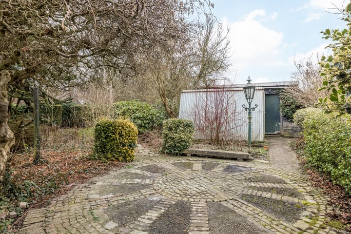 Photo 34 of Doctor Huntjensstraat 1