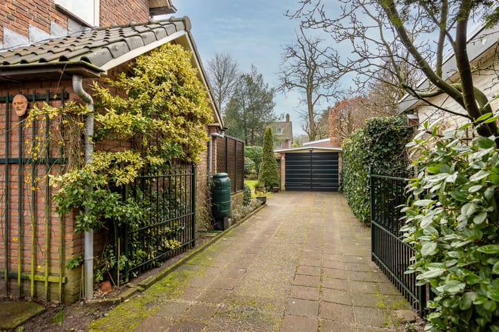 Photo 12 of Ceramstraat 3