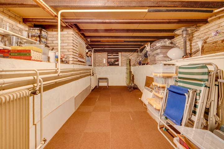 Photo 36 of Ceramstraat 3