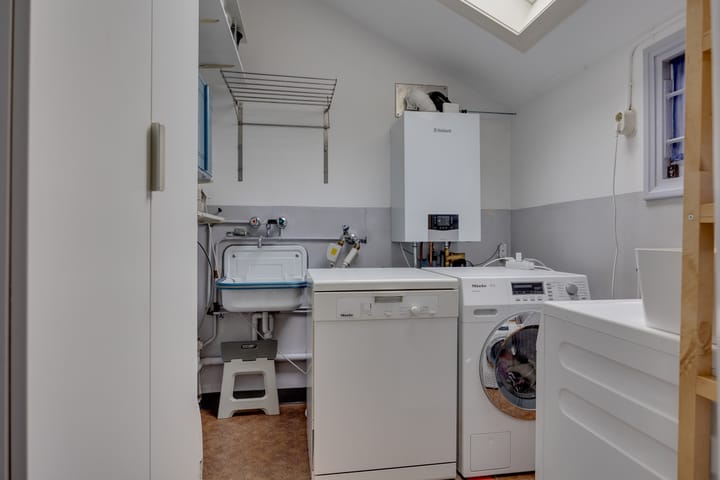 Photo 39 of Ceramstraat 3