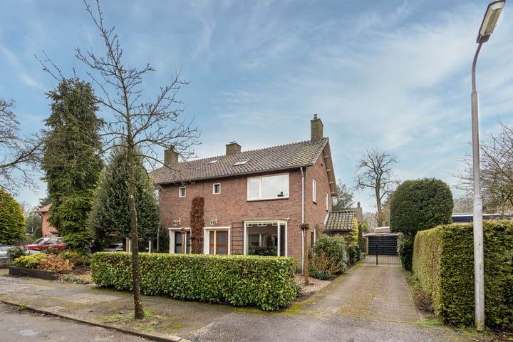 Photo 40 of Ceramstraat 3