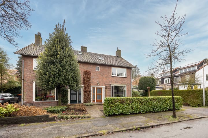 Photo 44 of Ceramstraat 3