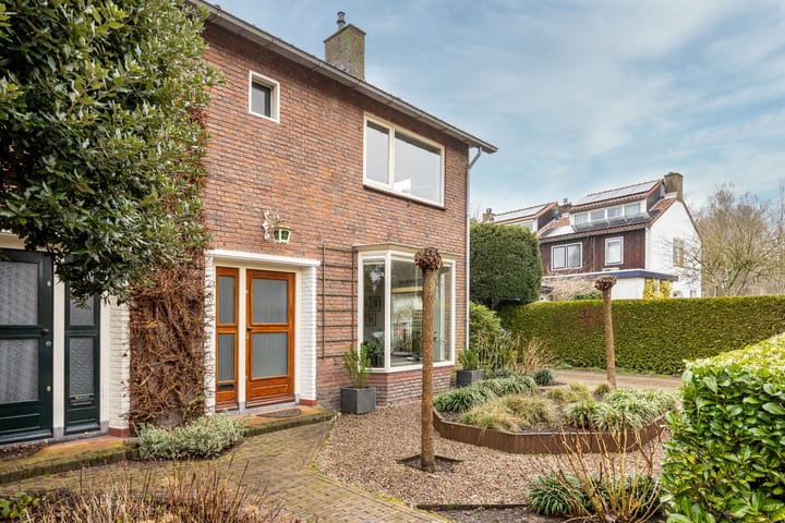 Photo 46 of Ceramstraat 3