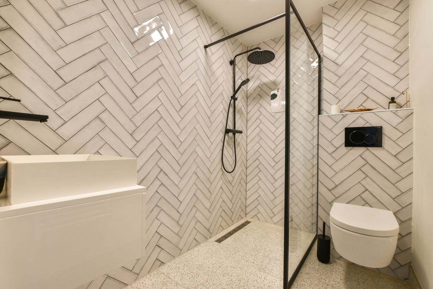 Foto 14 van Van Beuningenstraat 136-1