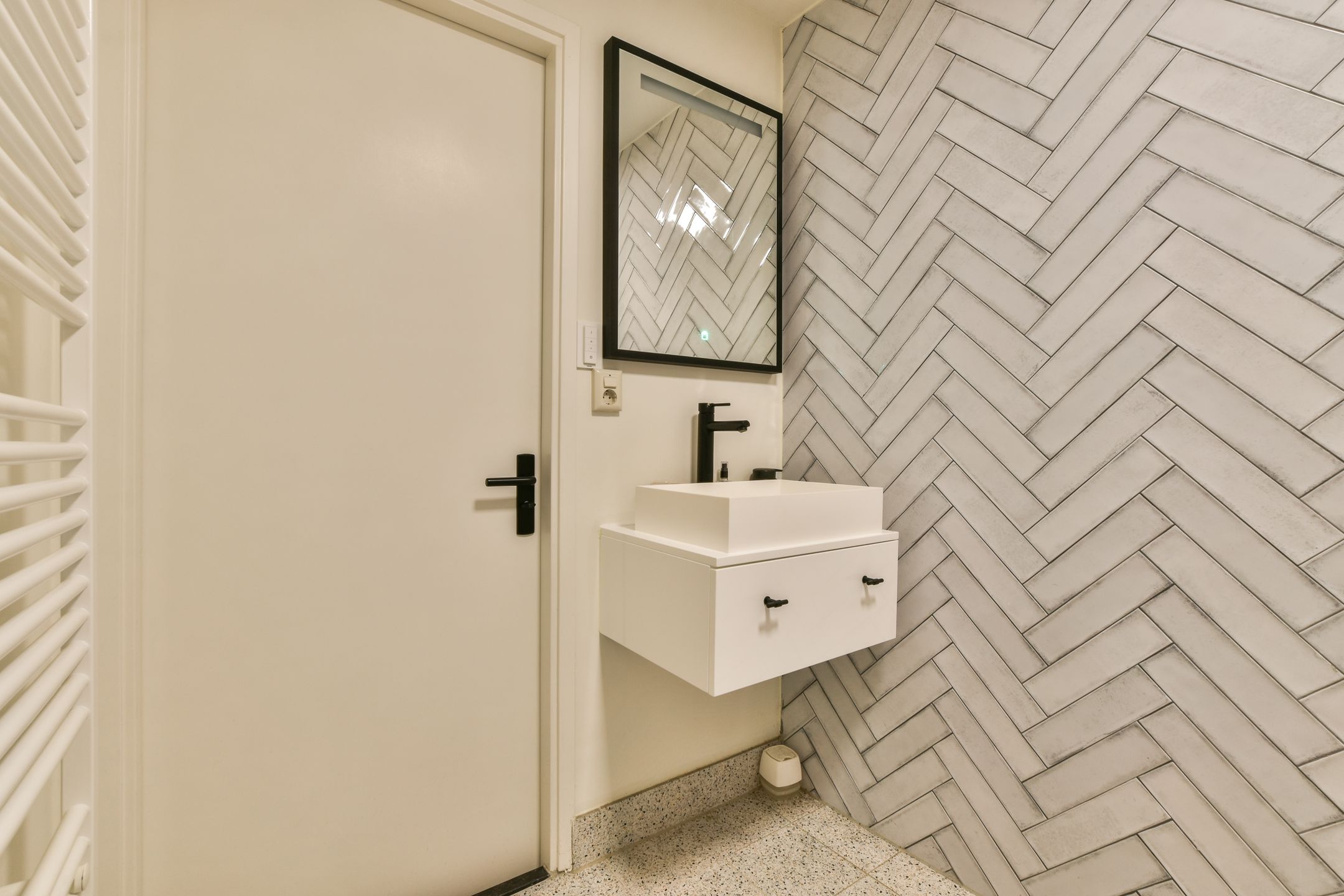 Foto 15 van Van Beuningenstraat 136-1