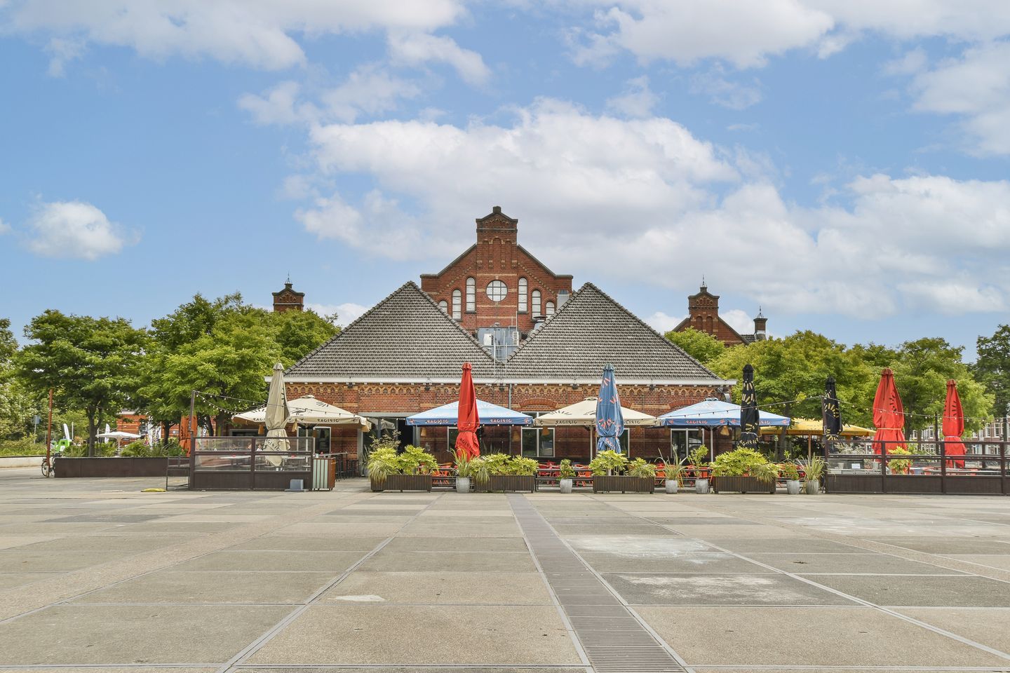 Foto 19 van Van Beuningenstraat 136-1