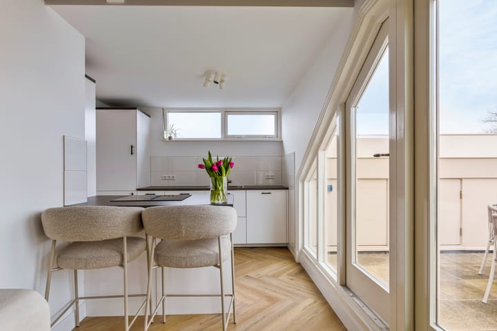 Foto 12 van Heemskerkerweg 80-C