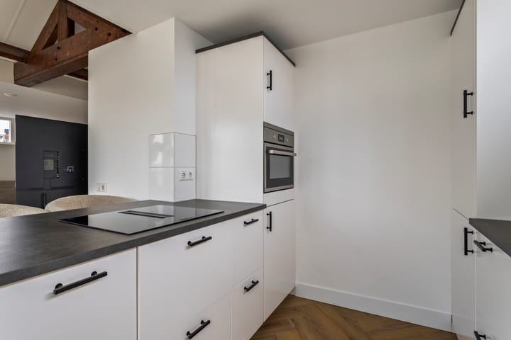 Foto 15 van Heemskerkerweg 80-C