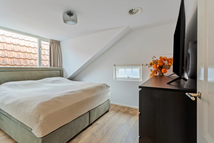 Foto 20 van Heemskerkerweg 80-C