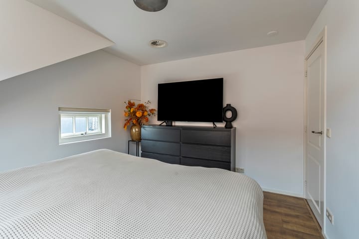 Foto 22 van Heemskerkerweg 80-C