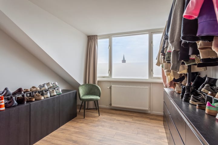 Foto 30 van Heemskerkerweg 80-C