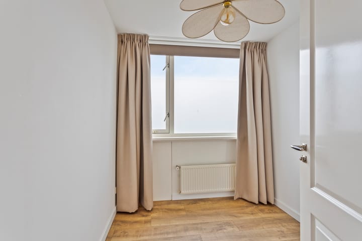 Foto 33 van Heemskerkerweg 80-C