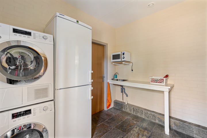 Foto 25 van Dambeern 12