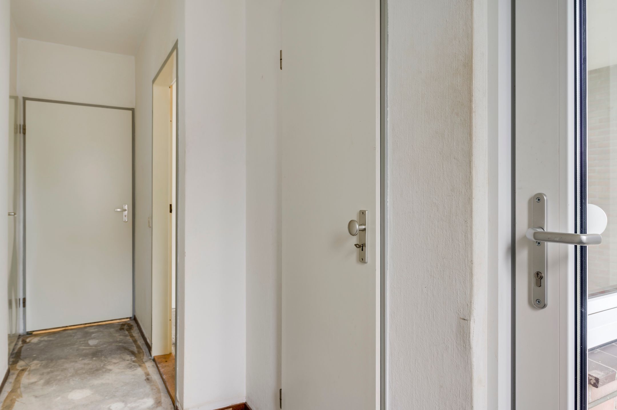 Photo 6 of Schout van der Voortstraat 23