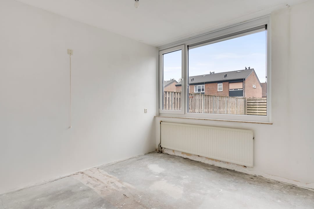 Photo 13 of Schout van der Voortstraat 23