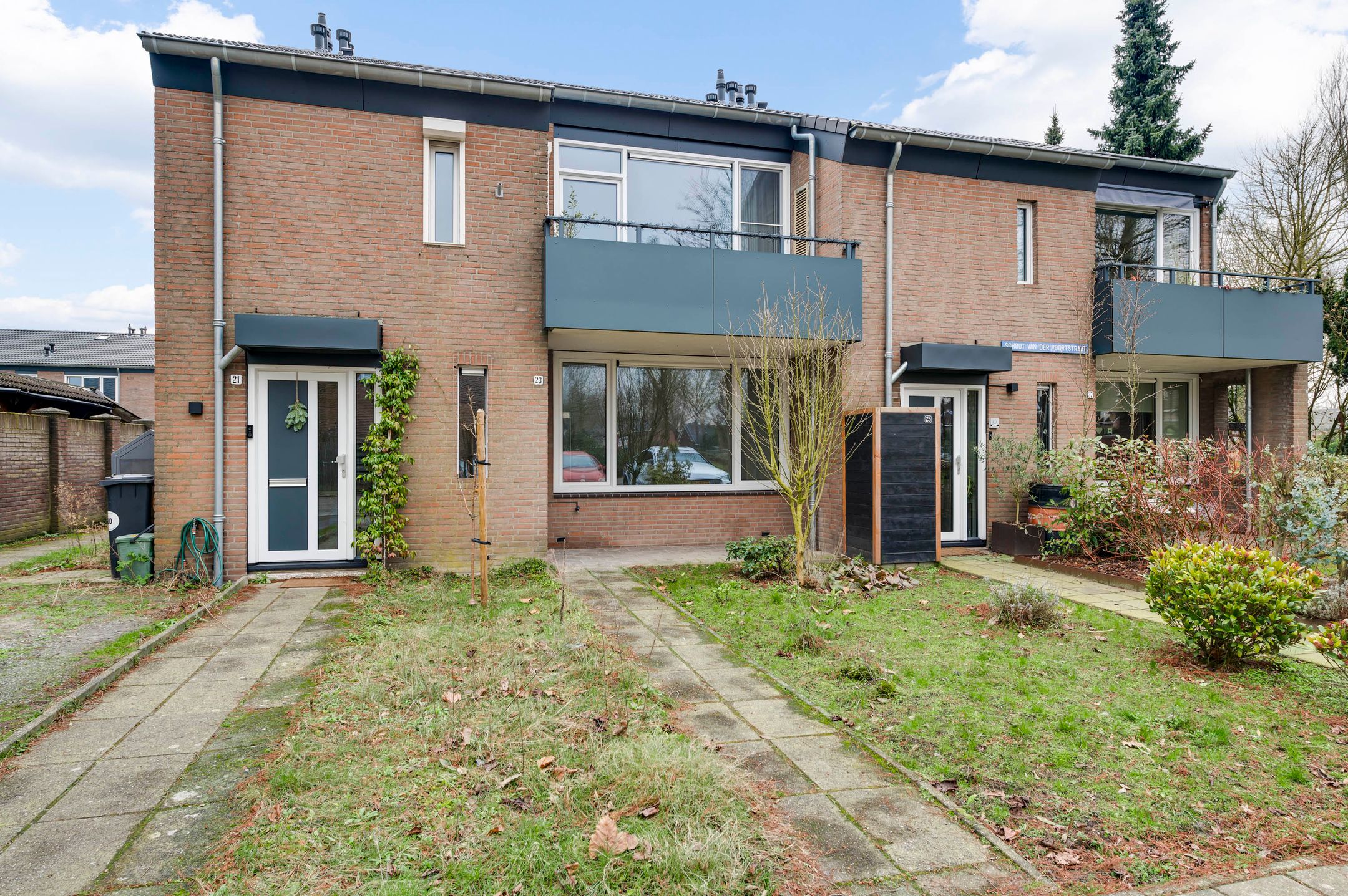 Photo 24 of Schout van der Voortstraat 23