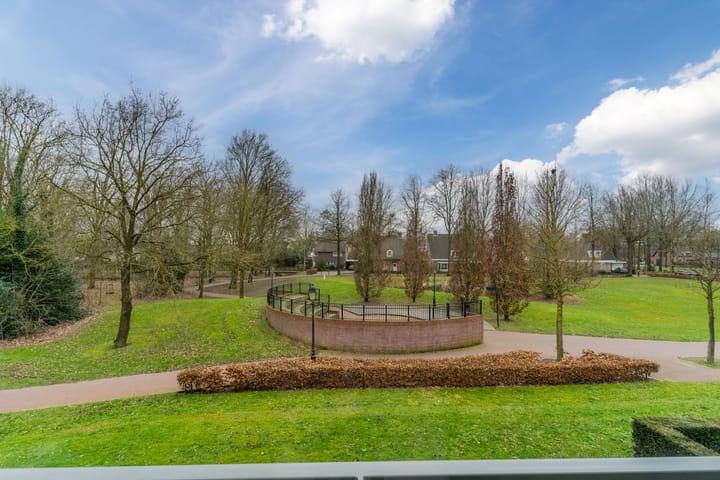 Foto 39 van Eikenburg 66