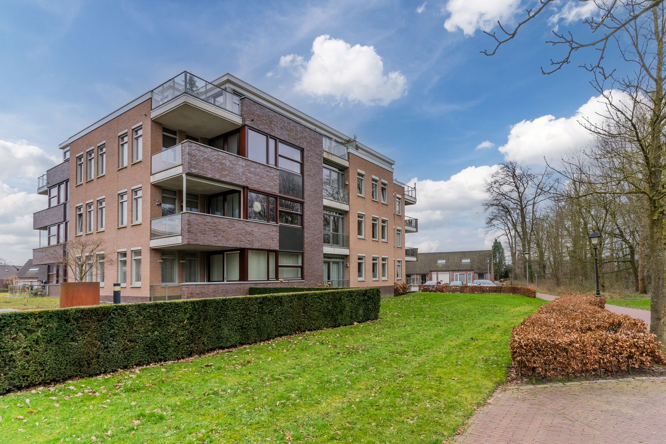 Foto 3 van Eikenburg 66