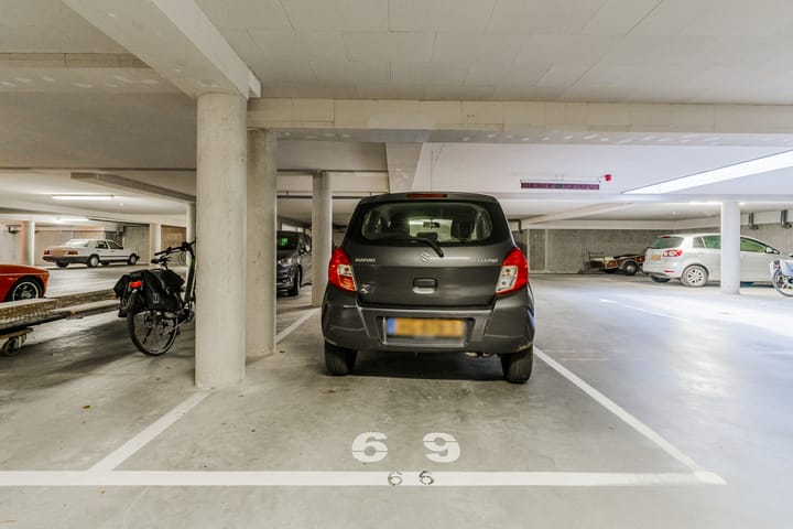 Foto 44 van Eikenburg 66