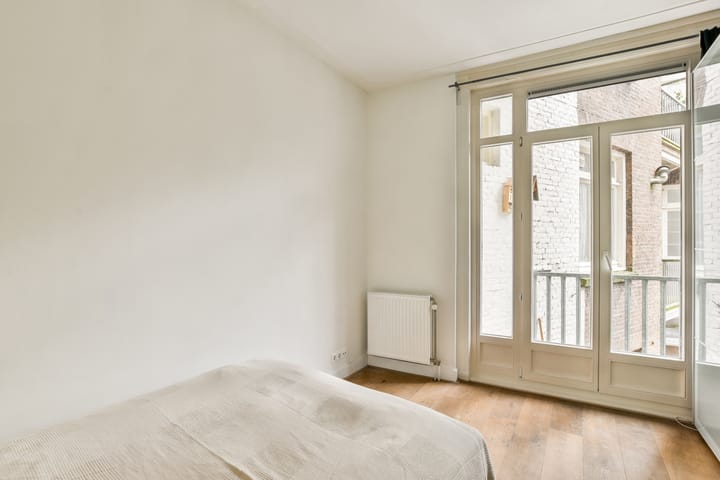 Foto 12 van Linnaeusstraat 112-1