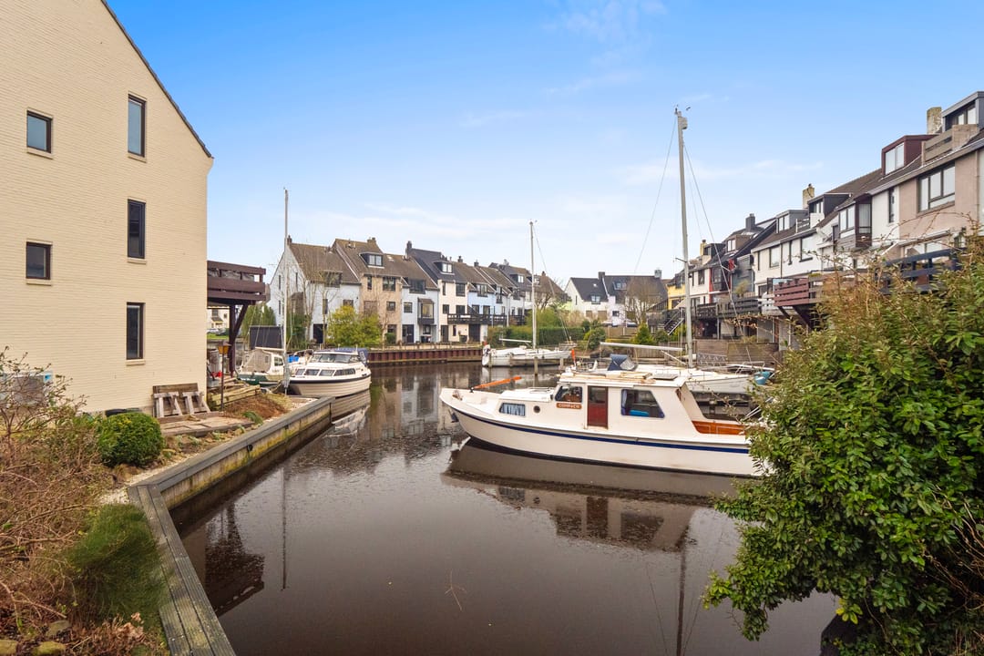 Photo 2 of Jupiter 28