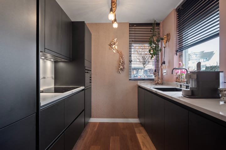 Foto 10 van Jupiter 28