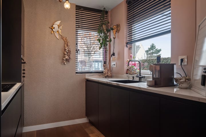 Foto 11 van Jupiter 28