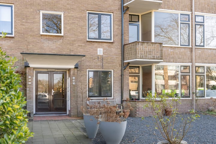 Foto 2 van Admiraal de Ruyterlaan 131