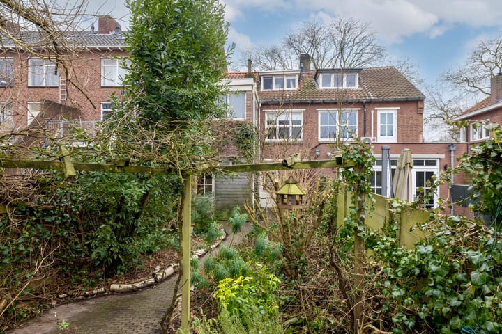 Foto 35 van Jan Tooropstraat 22