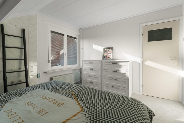 Photo 4 of Sint Petrusstraat 6