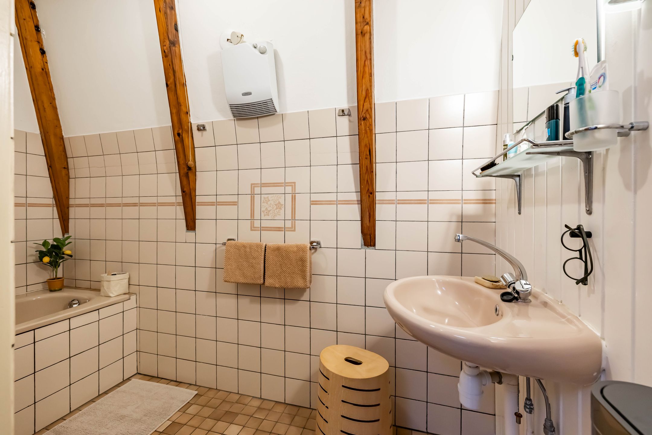 Foto 39 van Ooster Badstraat 8