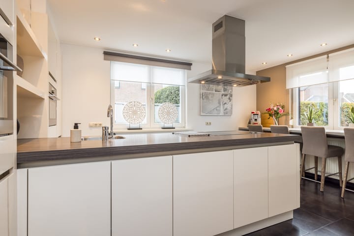 Foto 9 van Mesweg 37