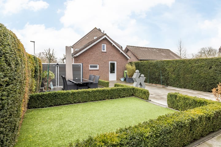 Foto 38 van Mesweg 37