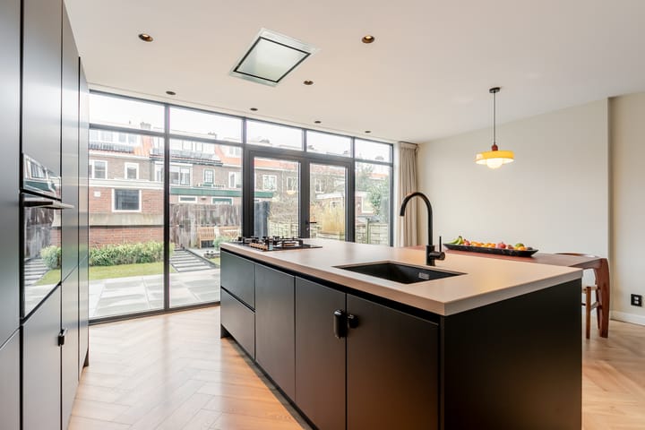 Foto 17 van Leeuwendalersstraat 19