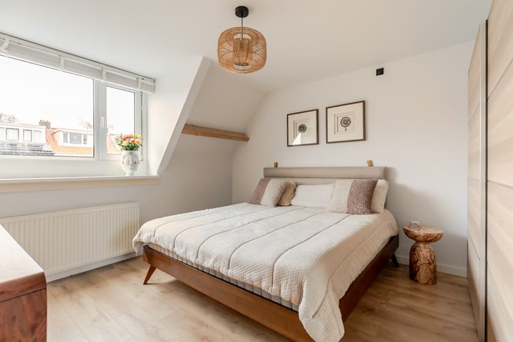 Foto 24 van Leeuwendalersstraat 19