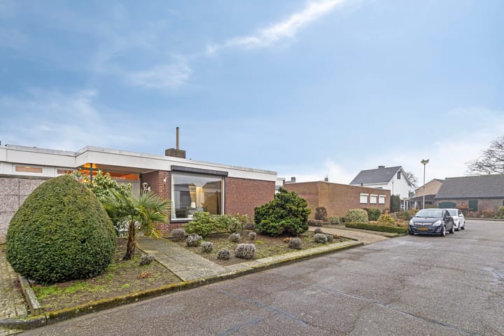 Foto 36 van Caesarstraat 9