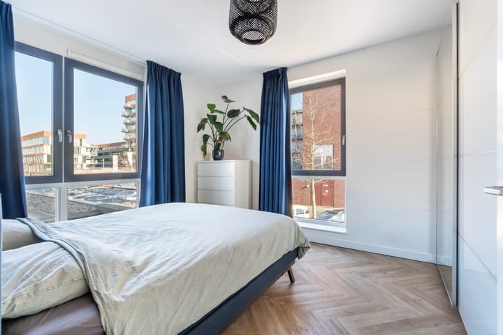 Foto 23 van Louis Armstronglaan 734