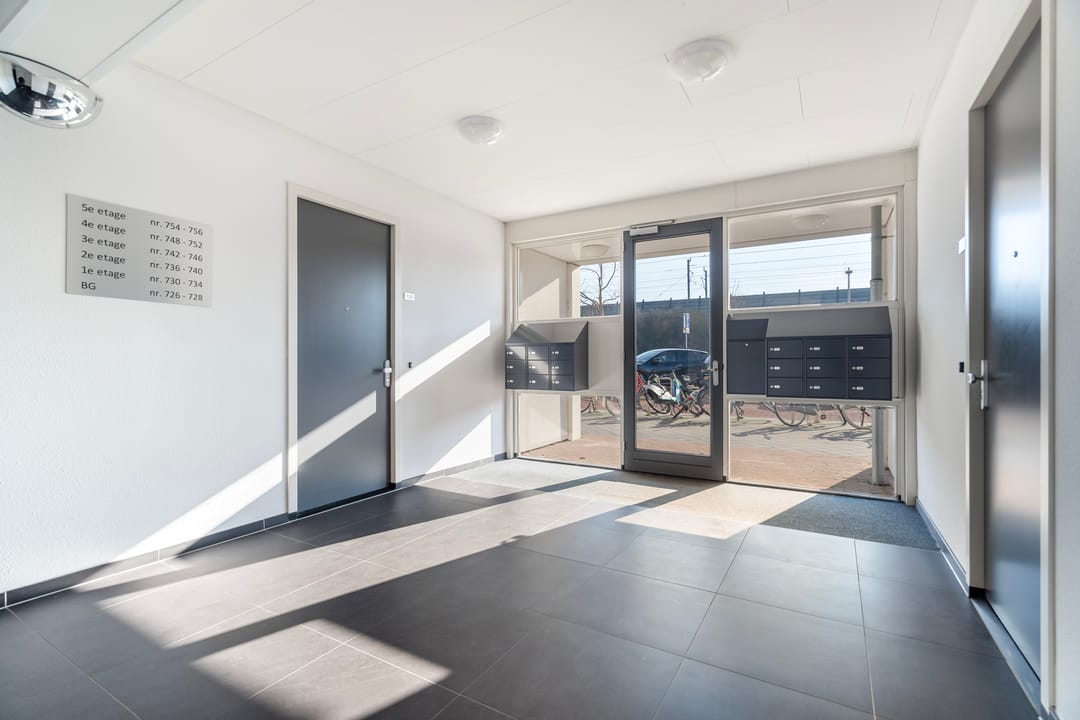 Foto 32 van Louis Armstronglaan 734