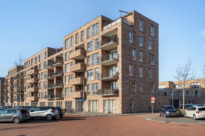 Foto 35 van Louis Armstronglaan 734