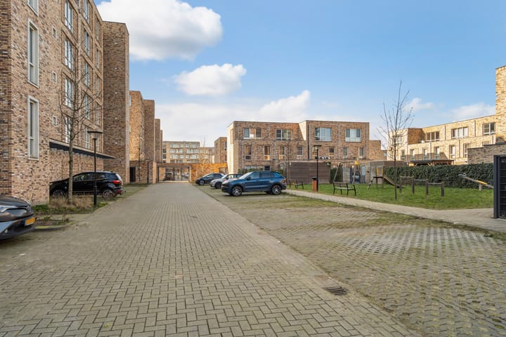 Foto 42 van Louis Armstronglaan 734