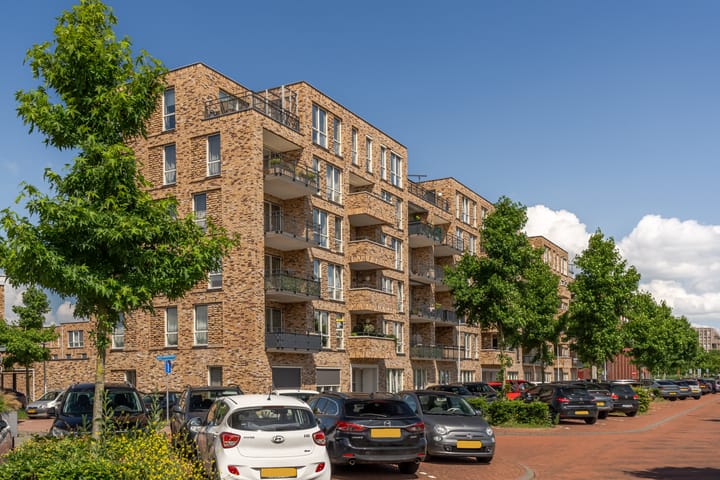 Foto 43 van Louis Armstronglaan 734