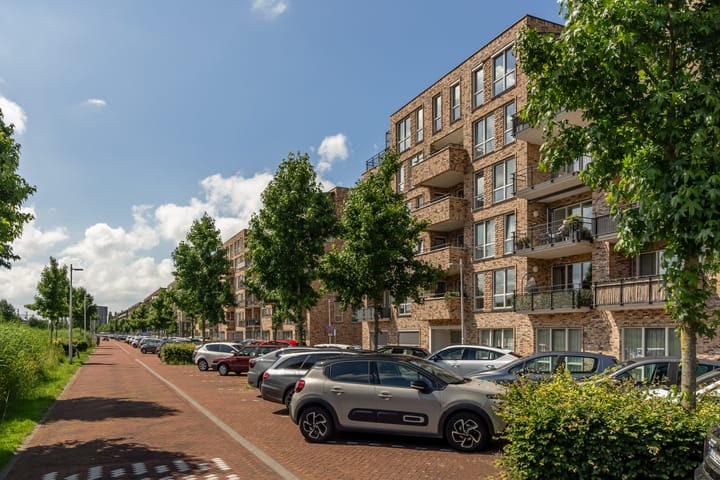 Foto 44 van Louis Armstronglaan 734