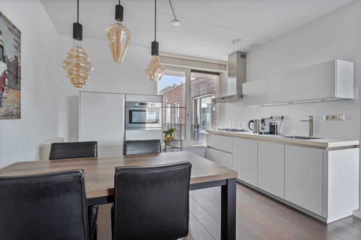 Foto 13 van Spoorlaan 90