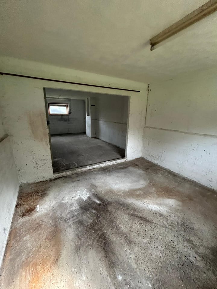 Photo 2 of Paterswoldseweg berging 25 portiek 339-385