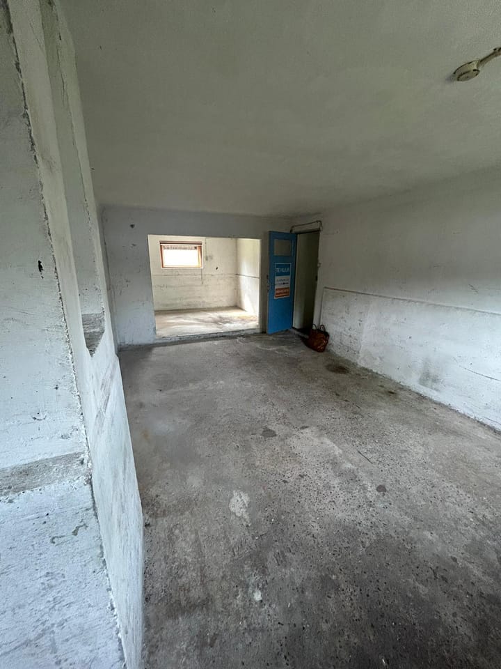 Photo 3 of Paterswoldseweg berging 25 portiek 339-385