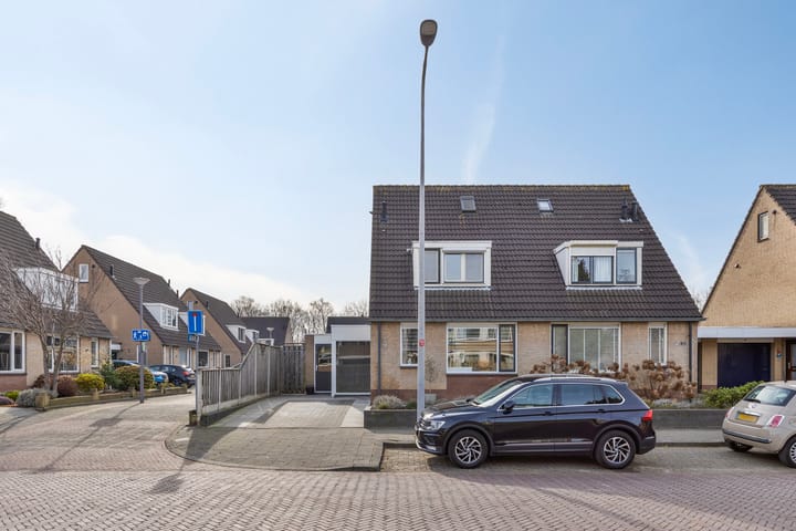 Foto 1 van Nachtegaallaan 41