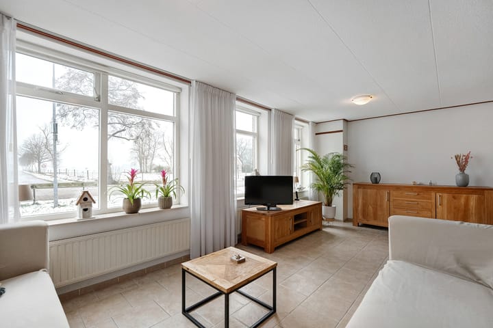 Foto 2 van Oosteinde 33