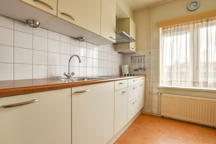 Photo 14 of Emmakade 37-BV