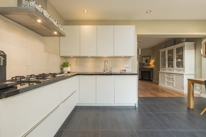 Foto 18 van Hendrik Peeperkornstraat 8