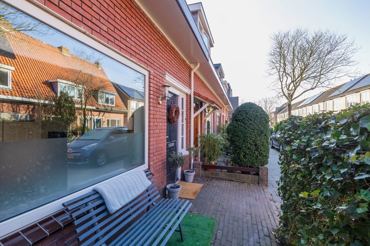 Foto 58 van Hendrik Peeperkornstraat 8